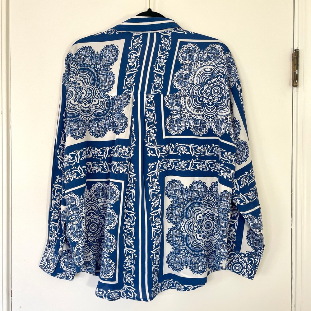 Tolani Onika Arabesque Top Blue White Long Sleeve Button Up Women's Size Small - Picture 7 of 9